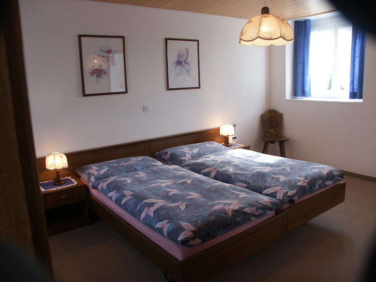 Hotel Garni Sonne Munsterlingen ภายนอก รูปภาพ